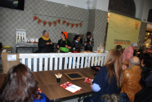 Carmen Basadre visita as actividades do GastroNadal, nas que participaron preto dun cento de persoas