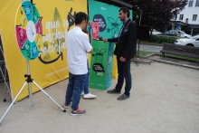 Daniel Piñeiro conoce de primera mano la campaña Lo que se enchufa se recicla, con la que colabora el Ayuntamiento