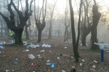 El dispositivo de limpieza puesto en marcha por el Ayuntamiento en A Carballeira retira 3,9 toneladas de basura tras la celebración de la fiesta El dispositivo de limpieza puesto en marcha por el Ayuntamiento en A Carballeira retira 3,9 toneladas de basura tras la celebración de la fiesta