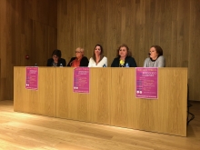 Éxito de participación no faladoiro de María Xosé Porteiro sobre a nova misoxinia e a violencia simbólica