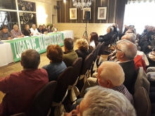 El Gobierno ratifica su compromiso con el saneamiento del rural ante 300 vecinos y exige a la Xunta que reinvierta en Lugo el canon del agua