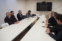 El Gobierno acuerda con los colegios profesionales y asociaciones de la construcción medidas para agilizar las licencias de obra mayor