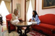 Encontro para a historia: a primeira Alcaldesa de Lugo recibe no Concello á primeira Subdelegada do Goberno na provincia Encontro para a historia: a primeira Alcaldesa de Lugo recibe no Concello á primeira Subdelegada do Goberno na provincia