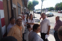 A Alcaldesa explica aos veciños e veciñas de Garabolos as melloras de mobilidade previstas polo Goberno no barrio A Alcaldesa explica aos veciños e veciñas de Garabolos as melloras de mobilidade previstas polo Goberno no barrio
