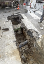 El Ayuntamiento repara, por emergencia, el saneamiento de Ramón Montenegro y Carril do Xuízo para evitar la entrada de agua en las cercanías