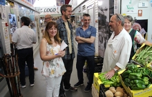 Rubén Arroxo, visitó la Plaza de Abastos con la concejal responsable, Cristina López Rubén Arroxo, visitó la Plaza de Abastos con la concejal responsable, Cristina López