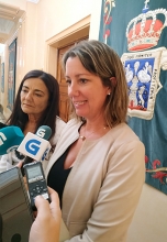 Lara Méndez, copreside no Salón de Comisións do Concello a Xunta Local de Seguridade do Caudal Fest e ó do San Froilán