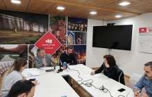 La Junta de Gobierno autoriza la reestructuración de un edificio en la Ronda da Muralla que lleva aparejada la cesión de terrenos al Ayuntamiento La Junta de Gobierno autoriza la reestructuración de un edificio en la Ronda da Muralla que lleva aparejada la cesión de terrenos al Ayuntamiento