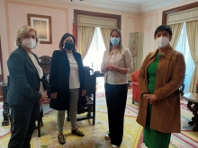 La alcaldesa recibe a la nueva jefa de Servicios Sociales del Ayuntamiento