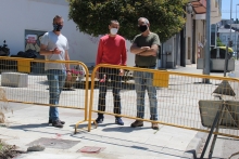 Avanza la ampliación de la acera en República Arxentina