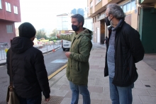 Rubén Arroxo visita la rúa Río Sil, donde se está mejorando la unión con Infanta Elena