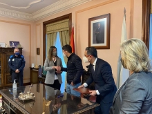 Lara Méndez preside a toma de posesión dun novo axente da Policía Local