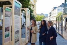 A Praza Anxo Fernández Gómez acolle a exposición itinerante da Axenda Urbana