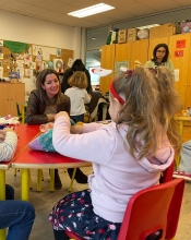 A área de Muller e Igualdade licita un novo contrato para revalidar o programa de conciliación familiar ‘Aprende Xogando’