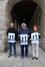 Rubén Arroxo y Maite Ferreiro presentan el torneo de ajedrez Festa Final, que se celebrará el próximo 2 de junio