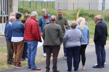 Rubén Arroxo y Alexandre Penas se reúnen con el vecindario de A Garaballa Rubén Arroxo y Alexandre Penas se reúnen con el vecindario de A Garaballa