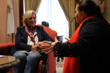 Paula Alvarellos agradece el compromiso solidario del Banco de Alimentos de Lugo durante la visita de su presidenta, Amadora Núñez