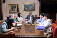 El alcalde de Lugo inicia una ronda de reuniones con los colectivos implicados en los cambios de movilidad derivados de la peatonalización total del Casco Histórico