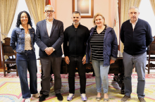 Dos nuevos celadores para centros de enseñanza de la ciudad tomaron posesión de sus plazas